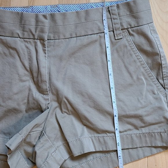 J. Crew Broken In Chino Shorts - Picture 4 of 6
